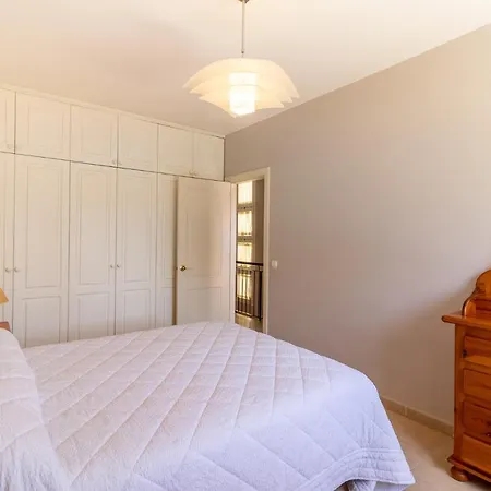 Flatguest Velas + Duplex + Pool + Terrace